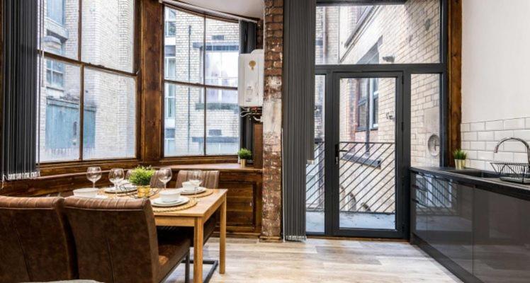 27 Stanley Street Aparthotel By Ustay Ліверпуль Екстер'єр фото